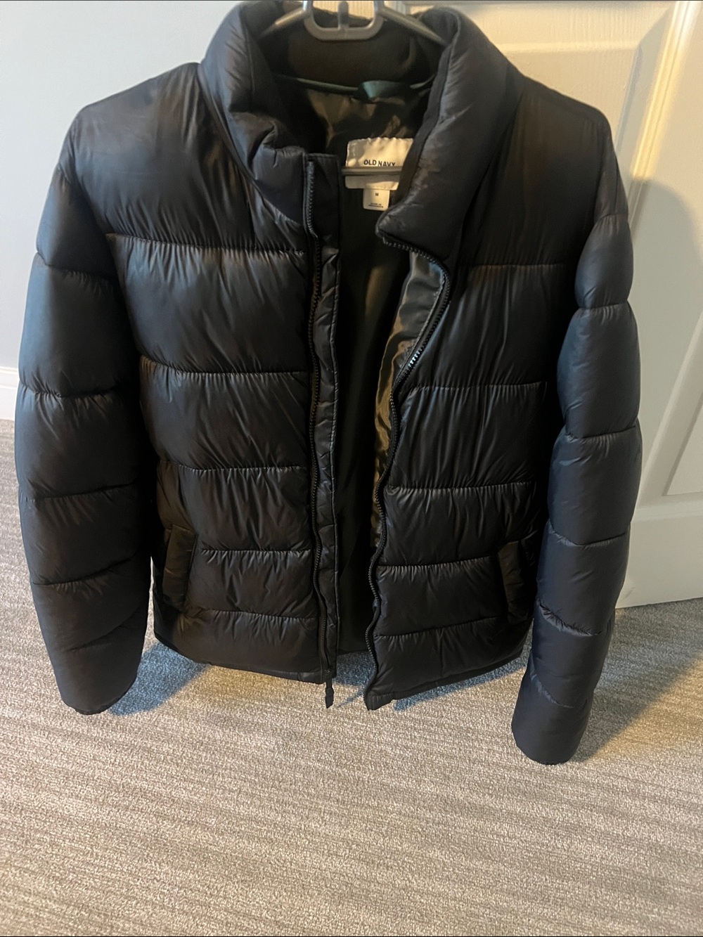 Old Navy Men's Black Quilted Puffer Jacket